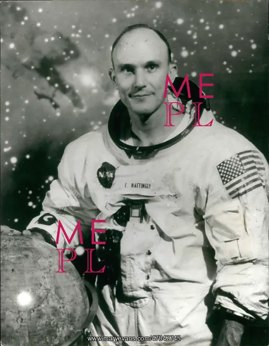 : Astronaut - Comets - NASA - Space - Spacecraft - UFOs : Astronaut - Comets - NASA - Space - Spacecraft - UFOs
