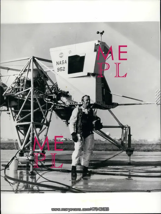 : Astronaut - Comets - NASA - Space - Spacecraft - UFOs : Astronaut - Comets - NASA - Space - Spacecraft - UFOs