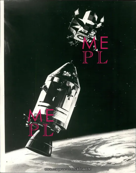 : Astronaut - Comets - NASA - Space - Spacecraft - UFOs : Astronaut - Comets - NASA - Space - Spacecraft - UFOs