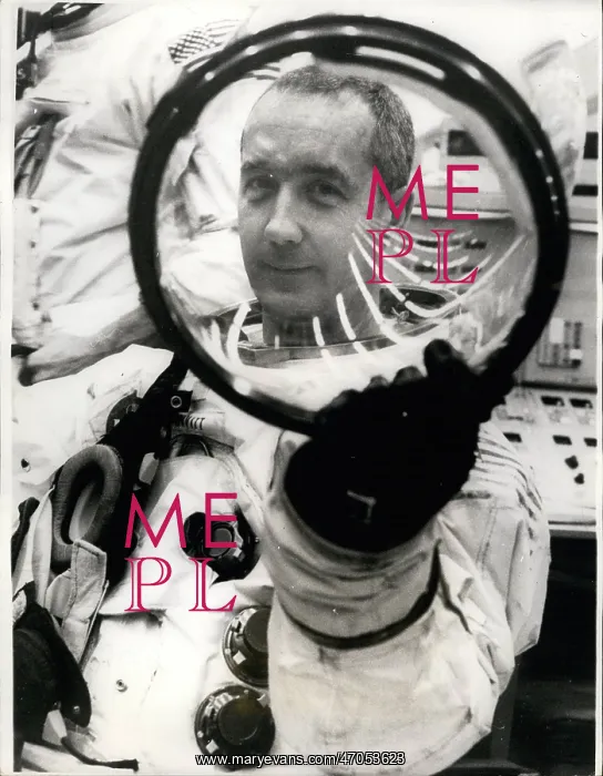 : Astronaut - Comets - NASA - Space - Spacecraft - UFOs : Astronaut - Comets - NASA - Space - Spacecraft - UFOs