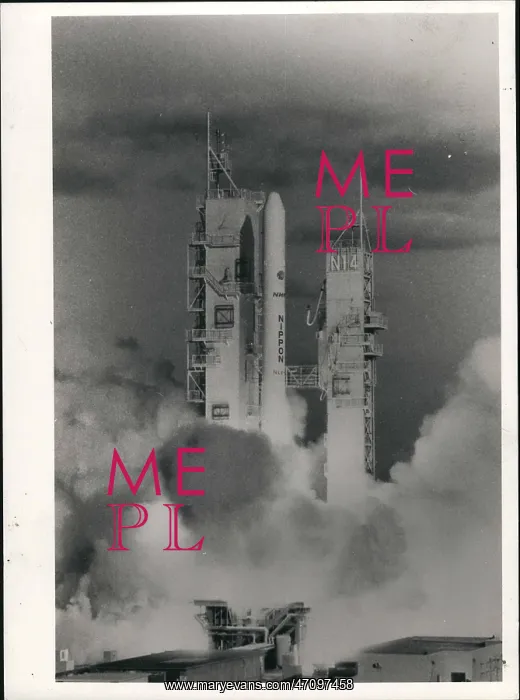 : Astronaut - Comets - NASA - Space - Spacecraft - UFOs : Astronaut - Comets - NASA - Space - Spacecraft - UFOs
