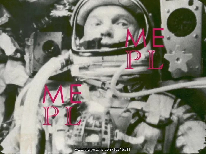 : Astronaut John Glenn in earth orbit. Glenn ? : Astronaut John Glenn in earth orbit. Glenn ?