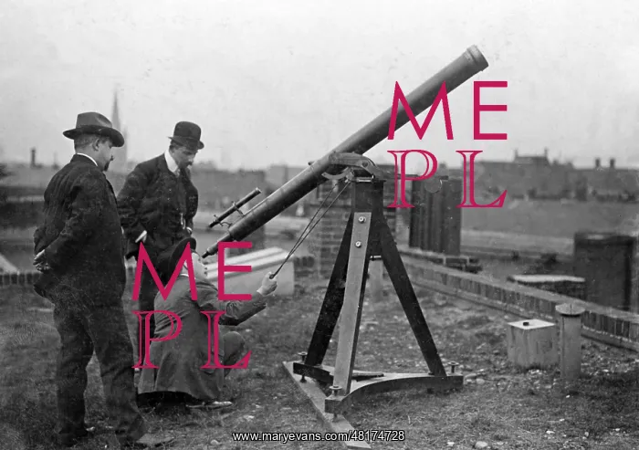 : Astronomers during the stargazing, 1910 : Astronomers during the stargazing, 1910