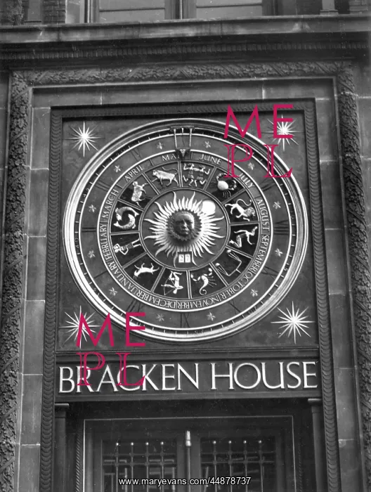 : ASTRONOMICAL CLOCK : ASTRONOMICAL CLOCK