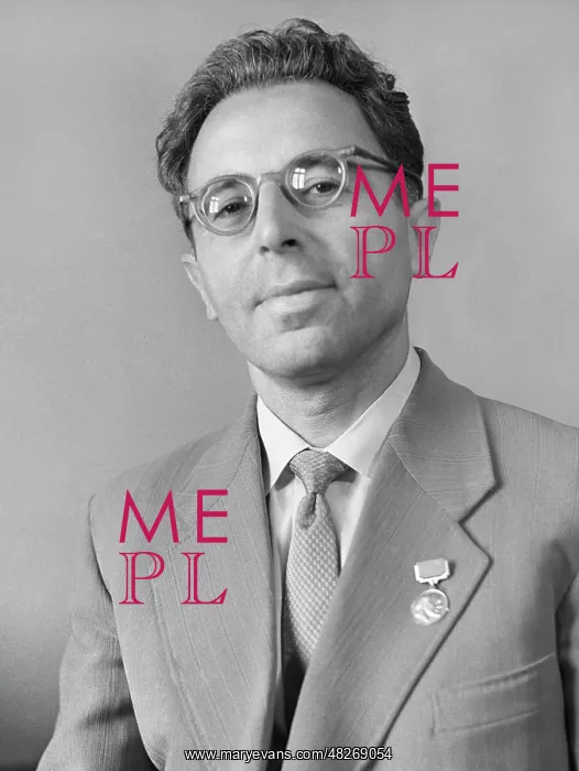 : Astrophysicist Iosif Shklovsky : Astrophysicist Iosif Shklovsky