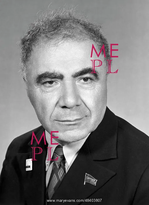 : Astrophysicist Viktor Ambartsumian, 1975 : Astrophysicist Viktor Ambartsumian, 1975