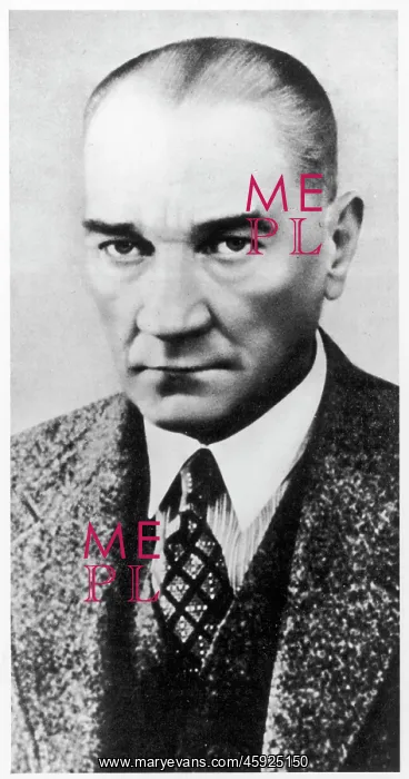 : ATATURK. (MUSTAPHA) KEMAL ATATURK (1881 - 1938), Turkish soldier, statesman : ATATURK. (MUSTAPHA) KEMAL ATATURK (1881 - 1938), Turkish soldier, statesman