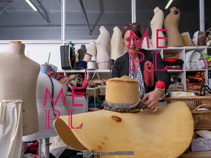 : Atelier Benedicte Blaison, Motoco, Mulhouse, France : Atelier Benedicte Blaison, Motoco, Mulhouse, France