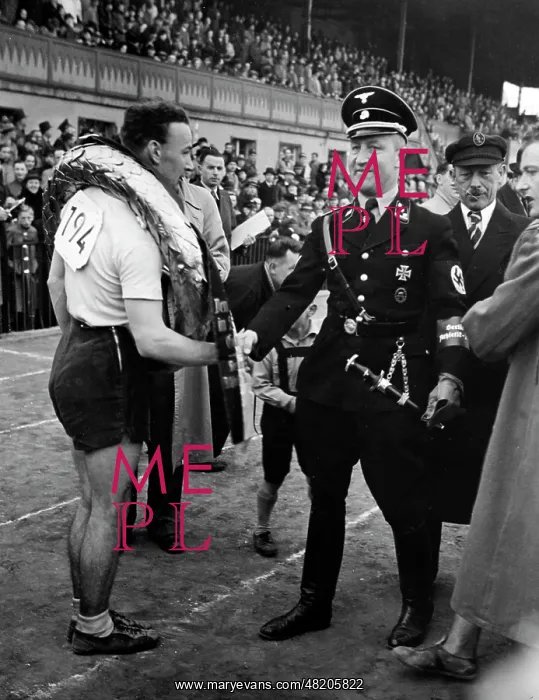 : Athletics competition in Berlin, 1938 : Athletics competition in Berlin, 1938