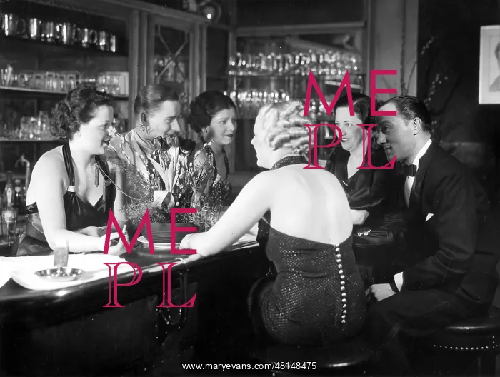 : Atlantik bar in Berlin, 1937 : Atlantik bar in Berlin, 1937