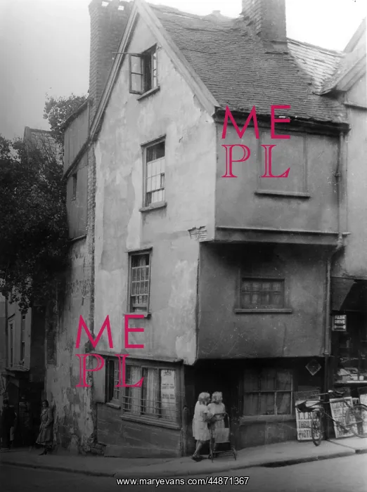 : Atmospheric Exeter House : Atmospheric Exeter House