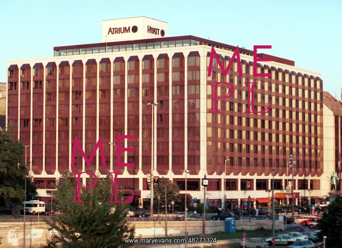 : Atrium Hotel in Budapest, 1996 : Atrium Hotel in Budapest, 1996