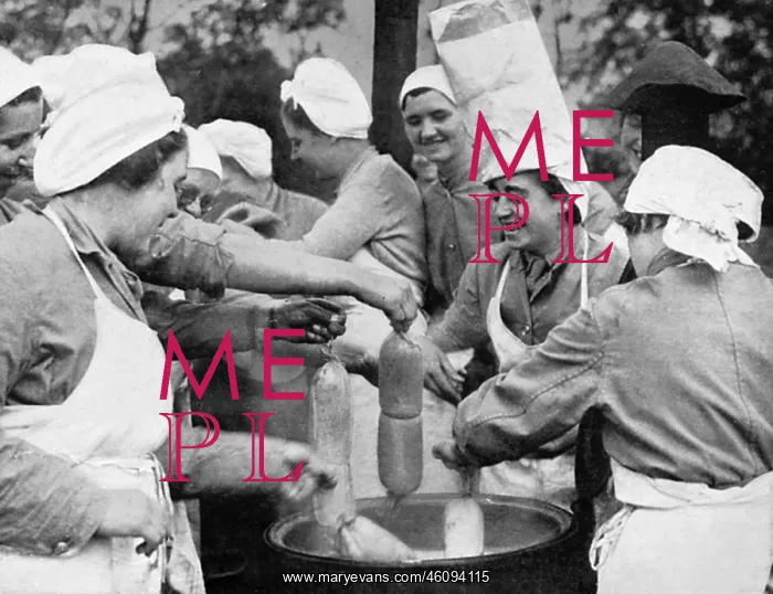 : ATS - cooking for the Army, 1939 : ATS - cooking for the Army, 1939