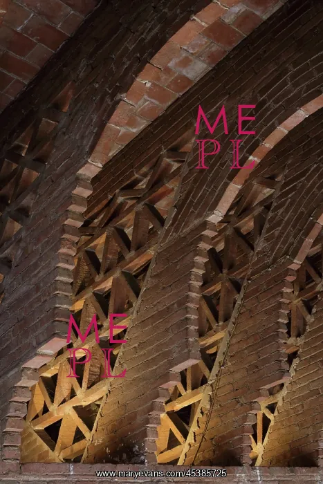 : Attic, Torre Bellesguard, Barcelona : Attic, Torre Bellesguard, Barcelona
