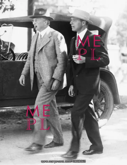 : Attorneys William G. Thompson (left) and Herbert