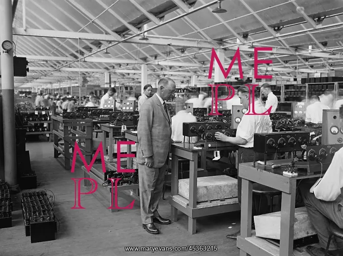 : Atwater Kent at the test table of his new $2 million : Atwater Kent at the test table of his new $2 million