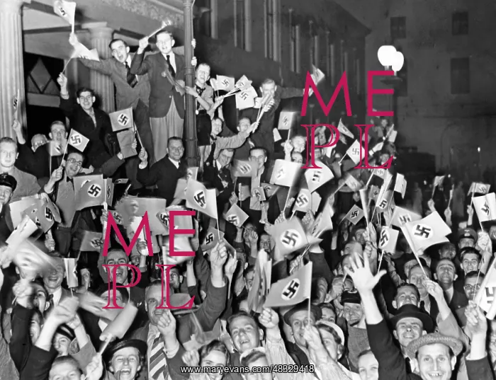 : Audience of a speech held by Adolf Hitler, 1938 : Audience of a speech held by Adolf Hitler, 1938