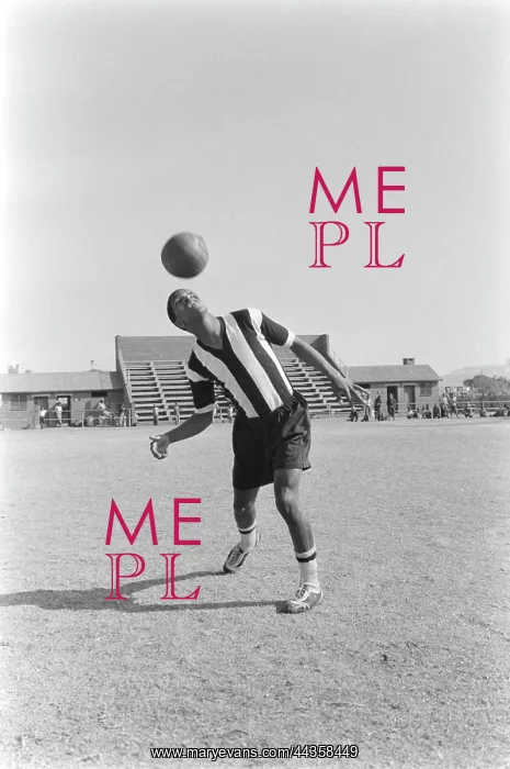 : August 1958 - Heading from a distance, still at it : August 1958 - Heading from a distance, still at it