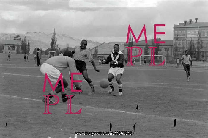 : August 1959 - Why shouldn't we start our own Pro Soccer? : August 1959 - Why shouldn't we start our own Pro Soccer?