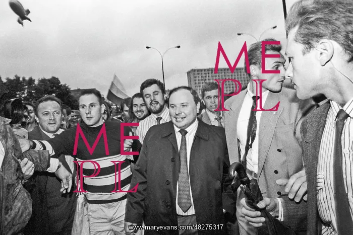 : August coup: a year later, 1992 : August coup: a year later, 1992