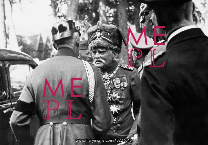 : August von Mackensen : August von Mackensen