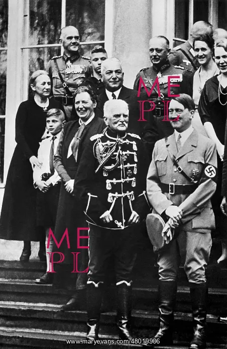 : August von Mackensen, Adolf Hitler, von Neurath, von Fritsch : August von Mackensen, Adolf Hitler, von Neurath, von Fritsch