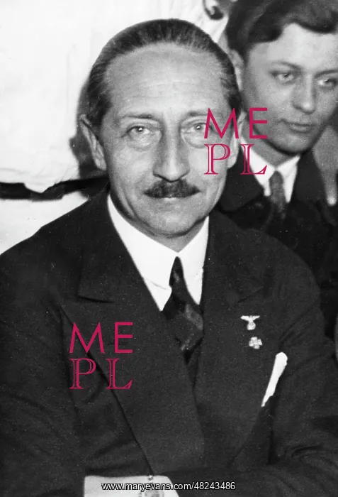 : August-Wilhelm : August-Wilhelm