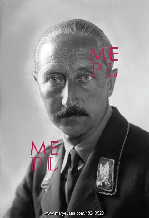 : August-Wilhelm : August-Wilhelm