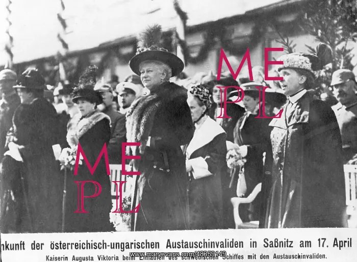 : Augusta Victoria waiting the arrival of exchange : Augusta Victoria waiting the arrival of exchange
