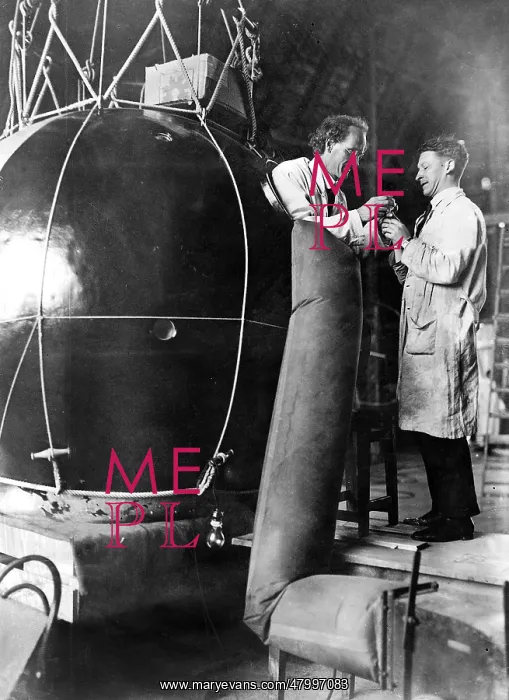 : Auguste Piccard, Swiss physicist and professor : Auguste Piccard, Swiss physicist and professor