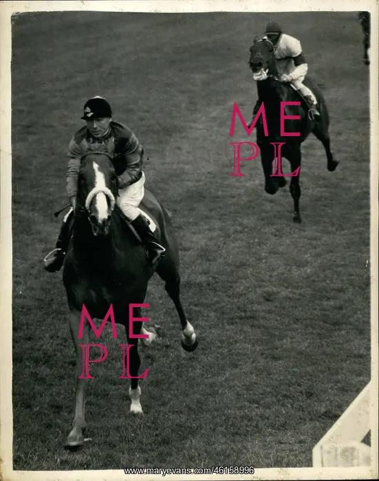: Aureole winning Coronation Cup at Epsom : Aureole winning Coronation Cup at Epsom