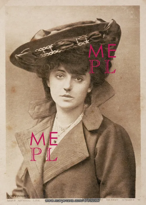 : AURIOL LEE IN A HAT 1905 : AURIOL LEE IN A HAT 1905