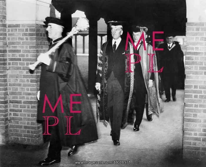 : Austen Chamberlain as Chancellor of the University of Readin : Austen Chamberlain as Chancellor of the University of Readin