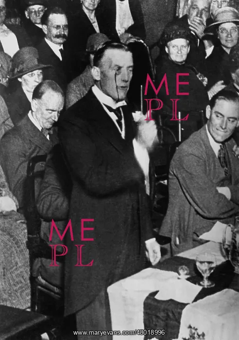 : Austen Chamberlain during a speech, 1924 : Austen Chamberlain during a speech, 1924