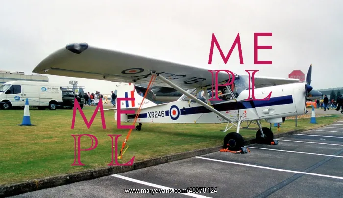 : Auster AOP.9 G-AZBU : Auster AOP.9 G-AZBU