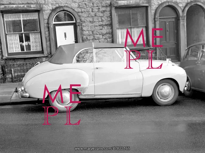  : Austin A70 Coupe