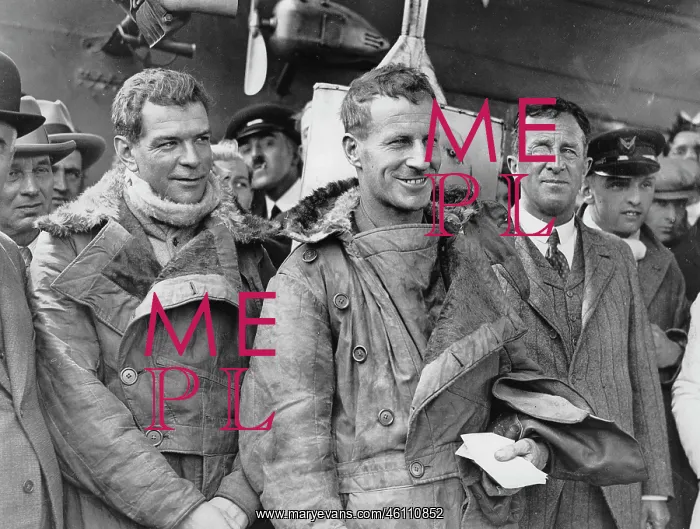 : The Australian airplane pilot Charles : The Australian airplane pilot Charles