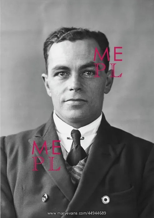 : Australian Born Test-Pilot Bert Hinkler : Australian Born Test-Pilot Bert Hinkler