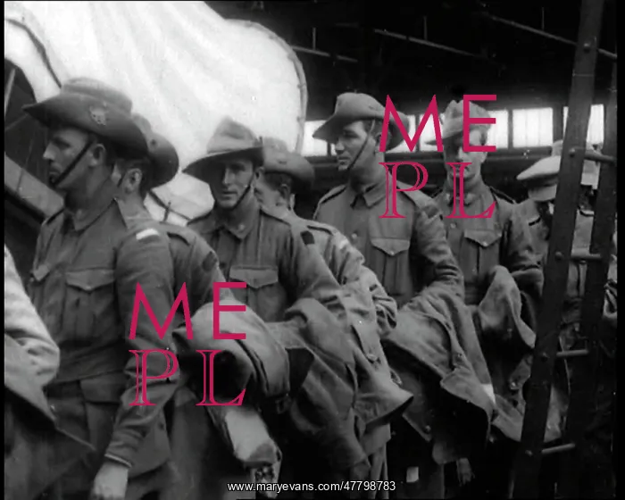 : Australian Soldiers Queueing To Board A Soldier : Australian Soldiers Queueing To Board A Soldier