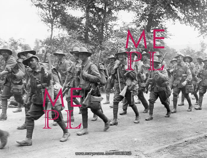 : Australian troops marching near Amiens, France, WW1 : Australian troops marching near Amiens, France, WW1