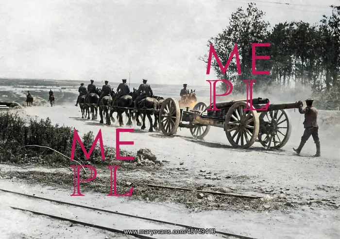 : Australian troops transporting heavy gun, WW1 : Australian troops transporting heavy gun, WW1