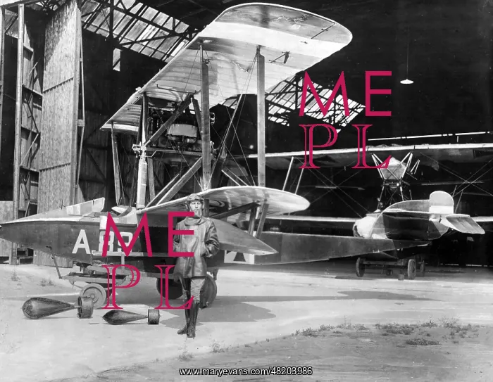 : Austrian air force at the front in Italy in World War I, 191 : Austrian air force at the front in Italy in World War I, 191