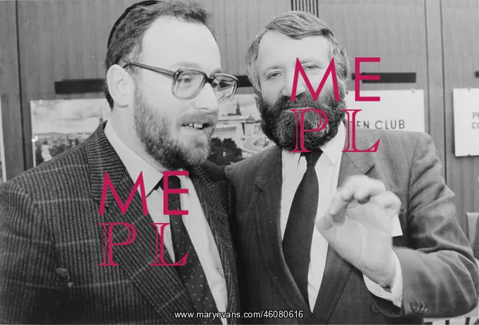 : Austrian Chief Rabbi Paul Chaim Eisenberg (left) : Austrian Chief Rabbi Paul Chaim Eisenberg (left)
