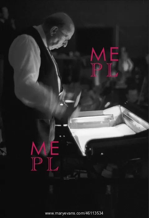  : Austrian composer Robert Stolz conducts