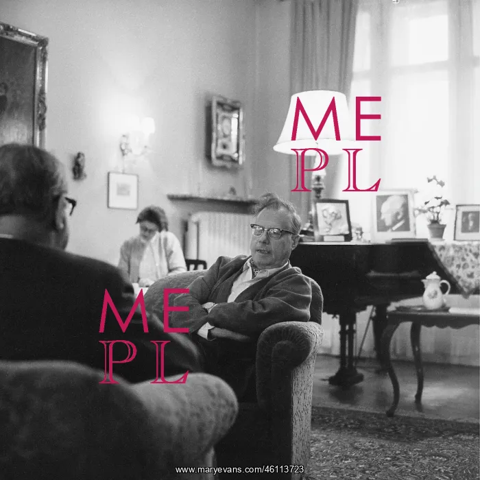: Austrian critic and writer Hans Weigel interviews cunduc : Austrian critic and writer Hans Weigel interviews cunduc