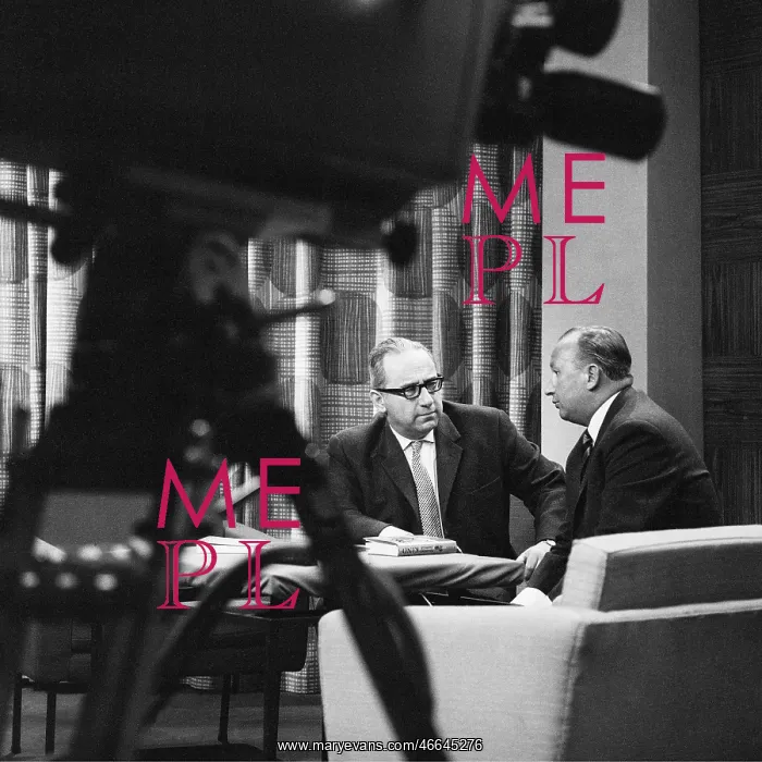 : Austrian critic and writer Hans Weigel talks with Dr. He : Austrian critic and writer Hans Weigel talks with Dr. He