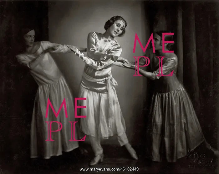 : Austrian dancer Grete Wiesenthal with students : Austrian dancer Grete Wiesenthal with students