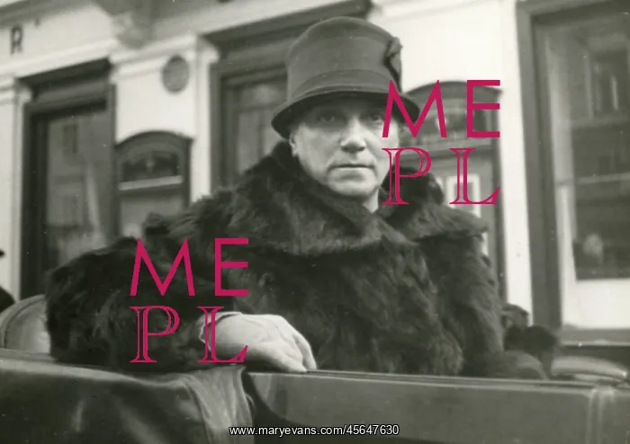 : Austrian medium Maria Silbert : Austrian medium Maria Silbert