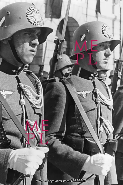 : Austrian soldiers with the imperial eagle, 1938 : Austrian soldiers with the imperial eagle, 1938