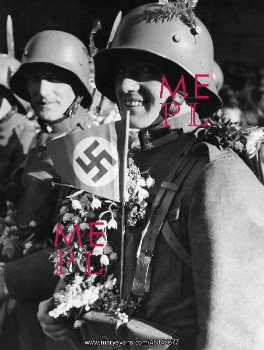 : Austrian soldiers in Munich, 1938 : Austrian soldiers in Munich, 1938